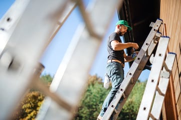 השכרת סולמות גבוהים מאלומיניום בחיפה ובקריות